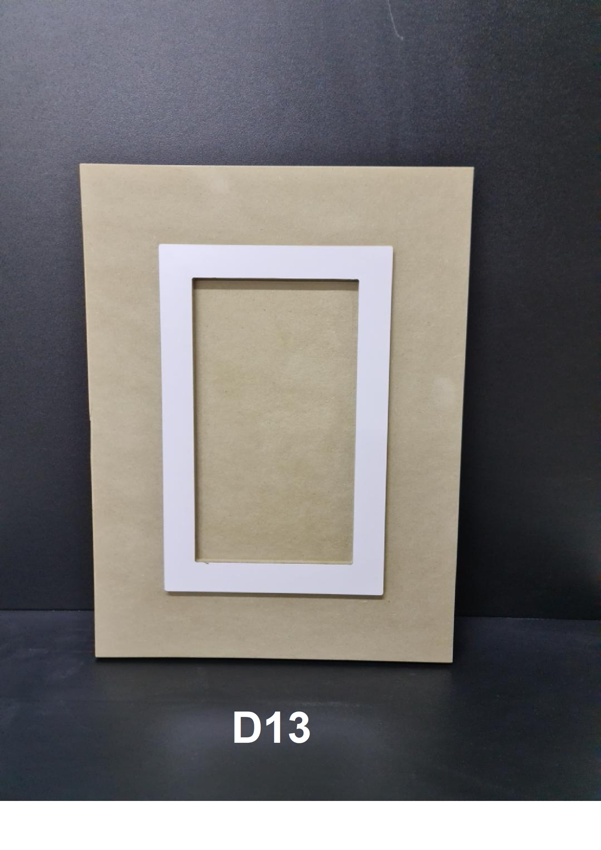 D13