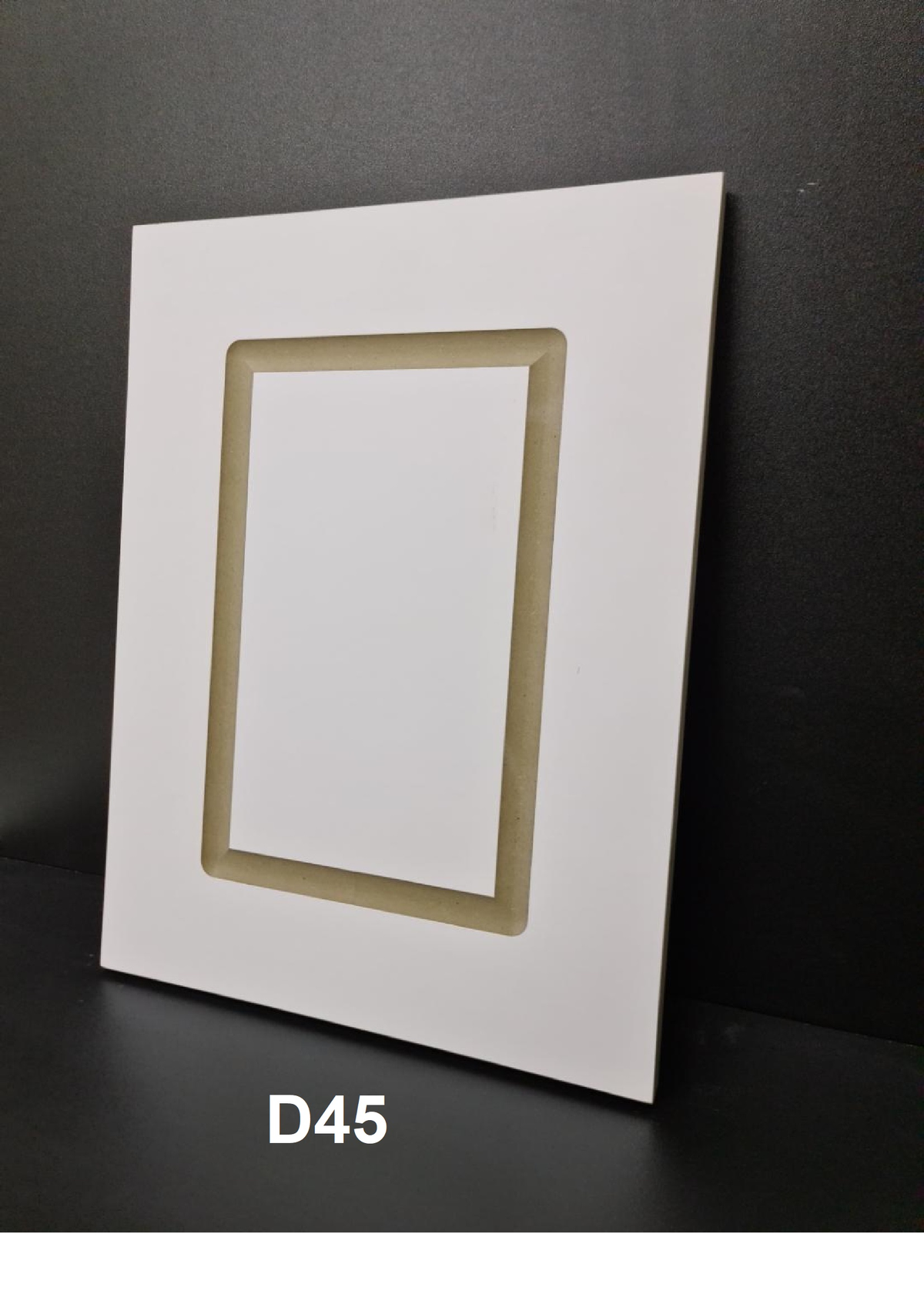 D45