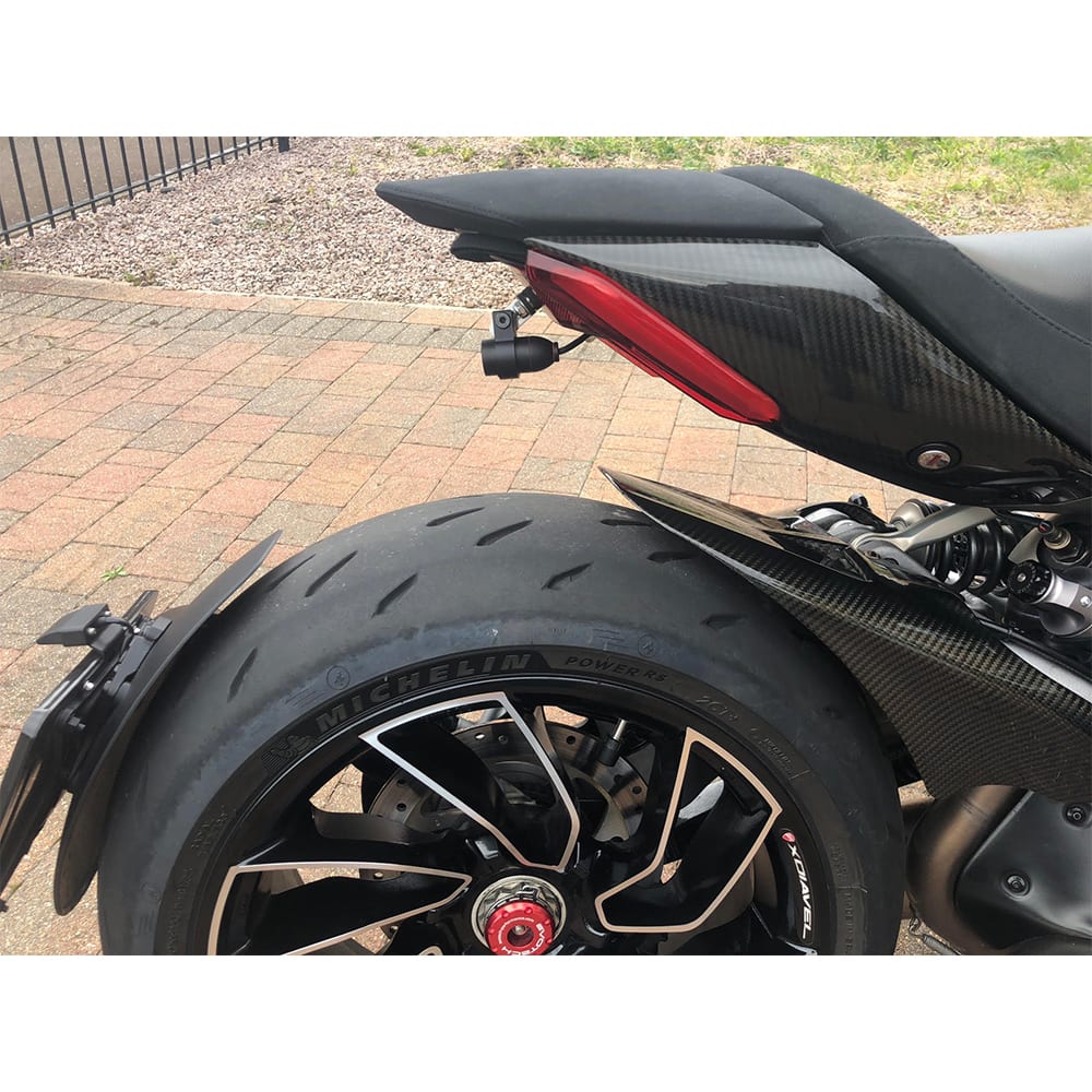 מצלמה דו כיוונית לאופנוע