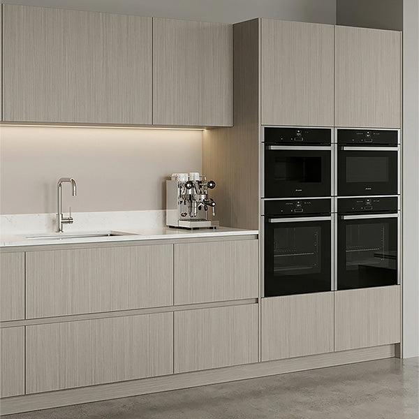 לוח UNICOLOR MDF עובי 18 ממ 1240X2750 ממ פלטינום כסוף מטאלי מט