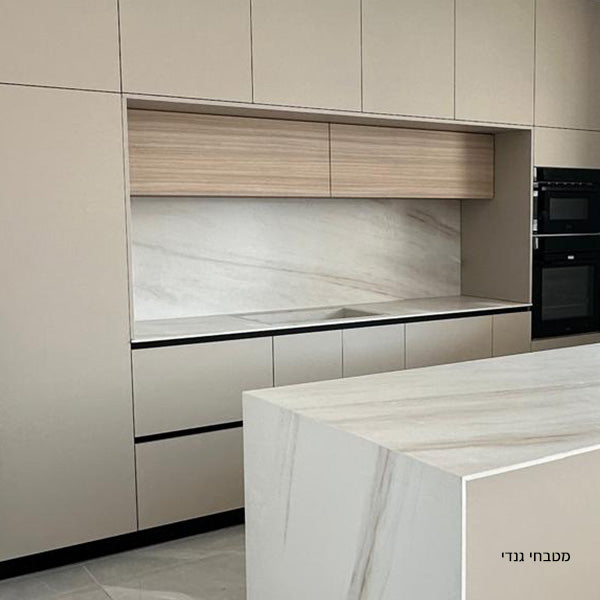 לוח UNICOLOR MDF עובי 18 ממ 1240X2750 ממ לאטה מט L706